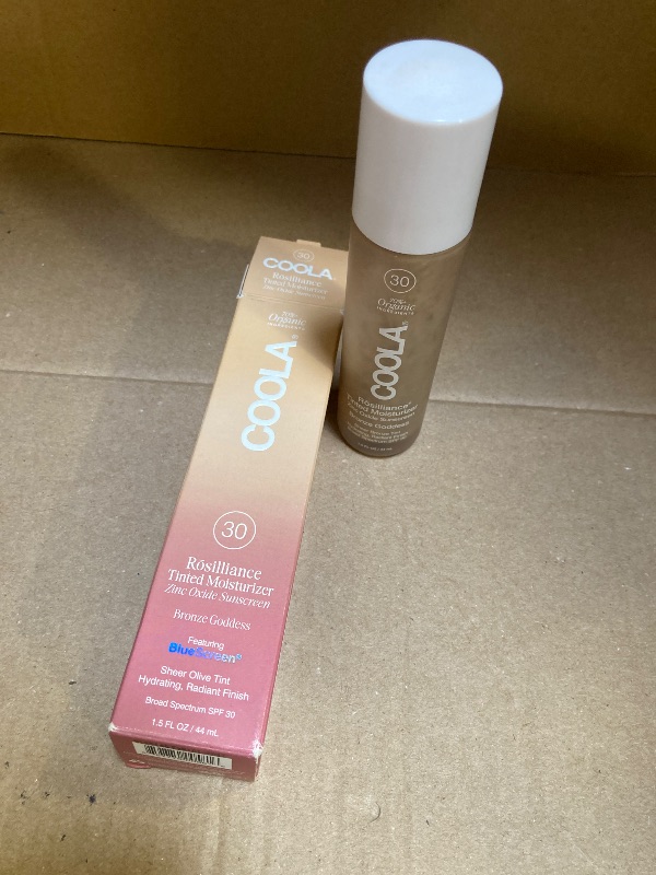 Photo 1 of COOLA Organic Rosilliance BB Cream with SPF 30, Tinted Moisturizer Sunscreen & Foundation, Dermatologist Tested, Bronze Goddess, 1.5 Fl Oz