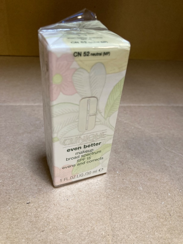 Photo 1 of Clinique Even Better Makeup Liquid Foundation SPF 15 With Vitamin C For Dry + Oily Combination Skin Types | Medium Coverage + Natural Finish | Evens Skin Tone + Reduces Dark Spots, Neutral, 1 Fl Oz
