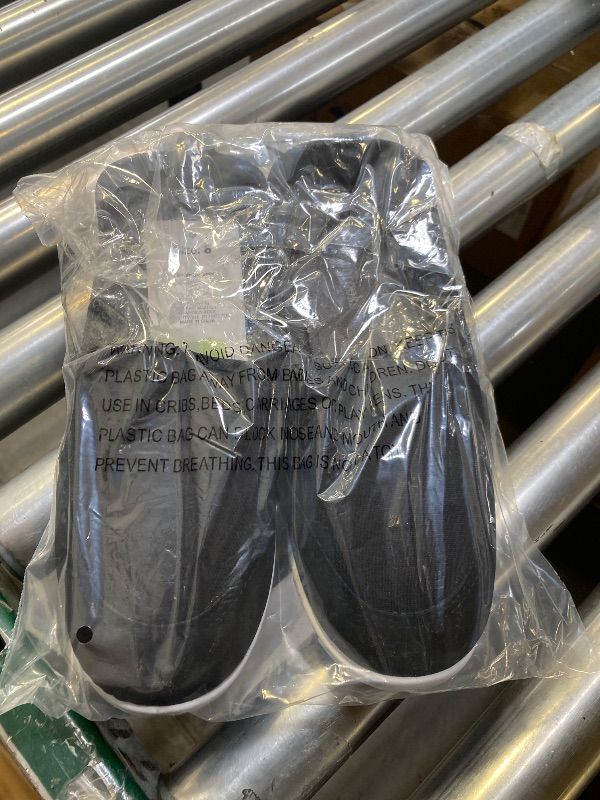 Photo 1 of Bobbie Brooks Stretch Slip-on Athletic Shoes Womens Size 8 Black 
