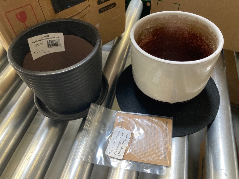 Photo 1 of 2pcs Smalls Planter Pots