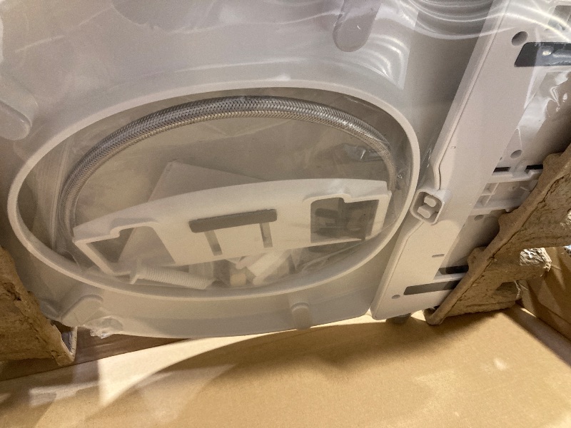 Photo 1 of Swash Ecoseat Non-Electric Bidet Seat for Round Toilet in White
