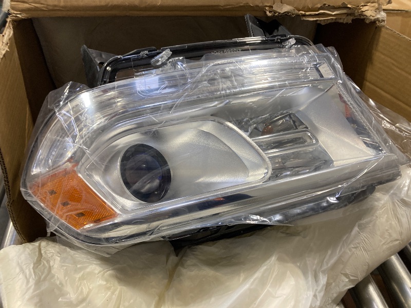 Photo 1 of  FIONE Halogen Headlight Assembly Compatible With Dodge Durango 2014-2020 Replacement Black Housing Headlights Without LED DRL Projector Left Driver Side LH