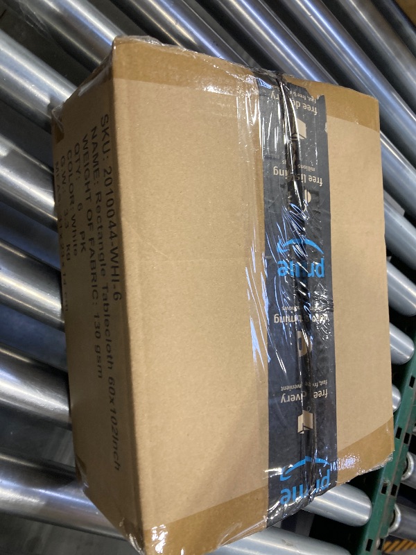 Photo 1 of  6pcs Polyester Table Cloth White 