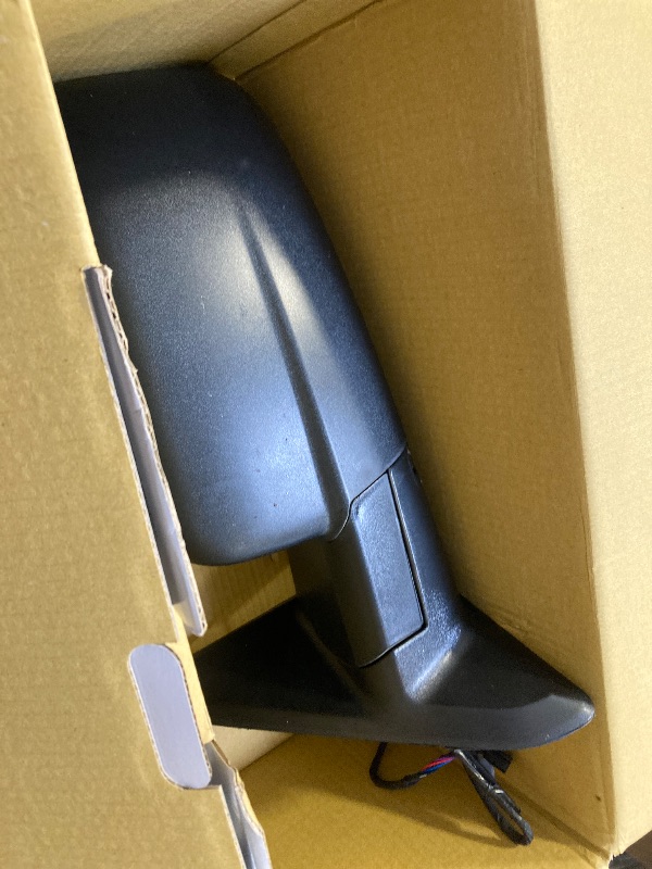 Photo 1 of OE Replacement Door Mirror RAM PICKUP-RAM-1500 2013-2015 (Partslink CH1320354)
