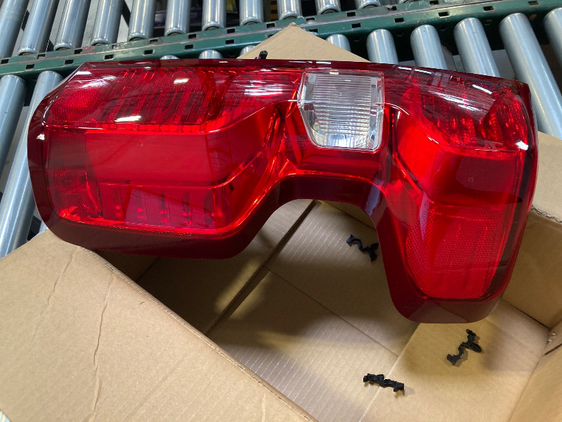Photo 1 of Driver  Tail Light from 2019 Chevrolet Silverado 1500 11976124

