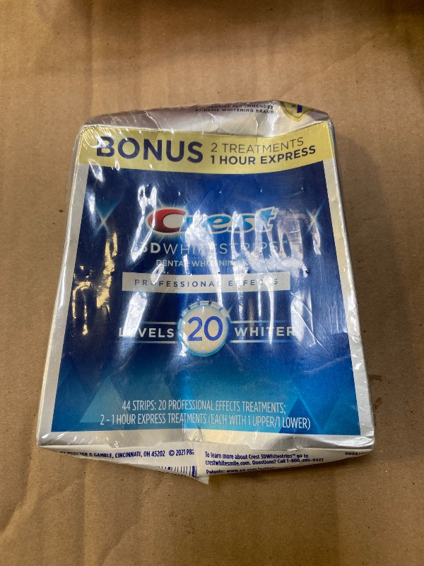 Photo 1 of Crest 3D Whitestrips Professional Effects – Teeth Whitening Kit, 22 Treatments (20 + 2 Bonus), Each with 1 Upper/1Lower, 44 Strips – Crest 3DWhite Teeth Whitening Strips