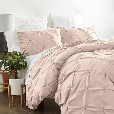 Photo 1 of Premium Ultra Soft Blush Pinch Pleat Full/Queen Microfiber 3-Piece Duvet Cover Set
