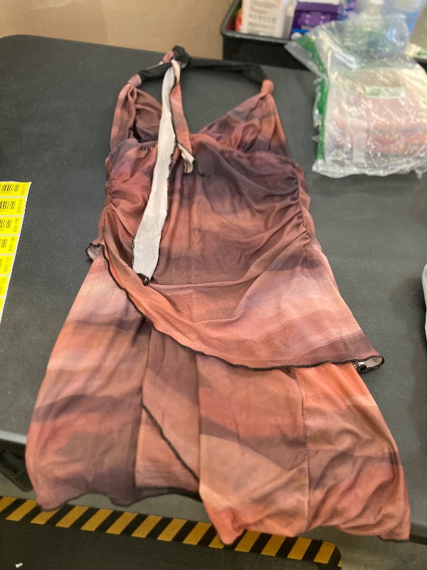 Photo 1 of
womens medium dress