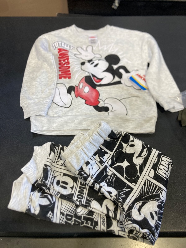 Photo 1 of Disney Mickey Mouse Boys Sweatshirt and Pants Set for Toddler and Little Kids size 4t