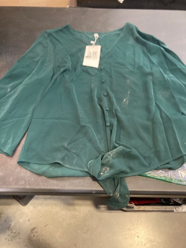 Photo 1 of vii show green tie in front button down size medium 