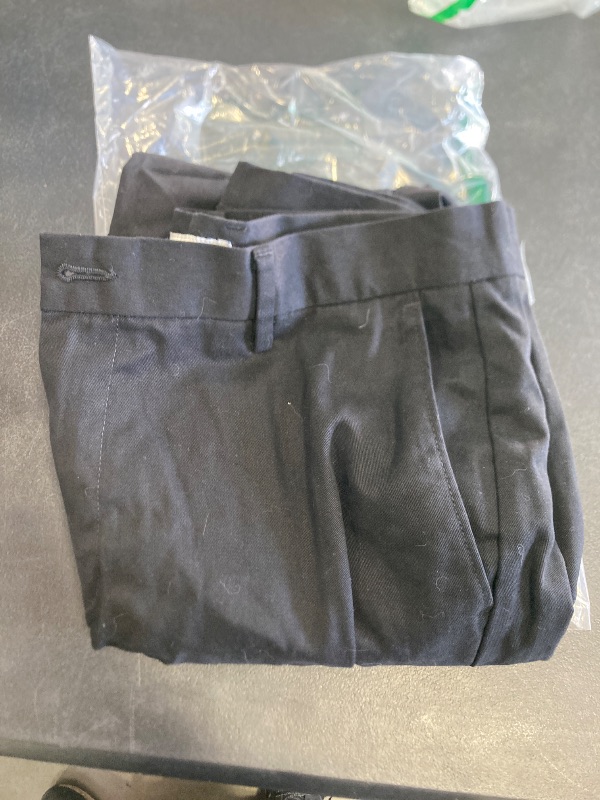 Photo 1 of Amazon Essentials Men's Classic-Fit Wrinkle-Resistant Flat-Front Chino Pant (Available in Big & Tall), Black, 32W x 32L