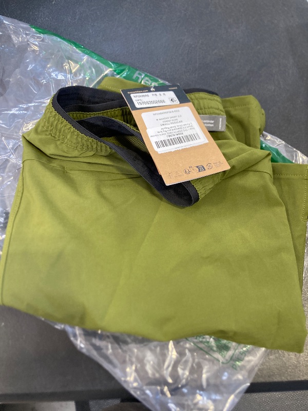 Photo 1 of The North Face Men's Wander Short 2.0 (Standard and Big Size), Forest Olive, Small Regular