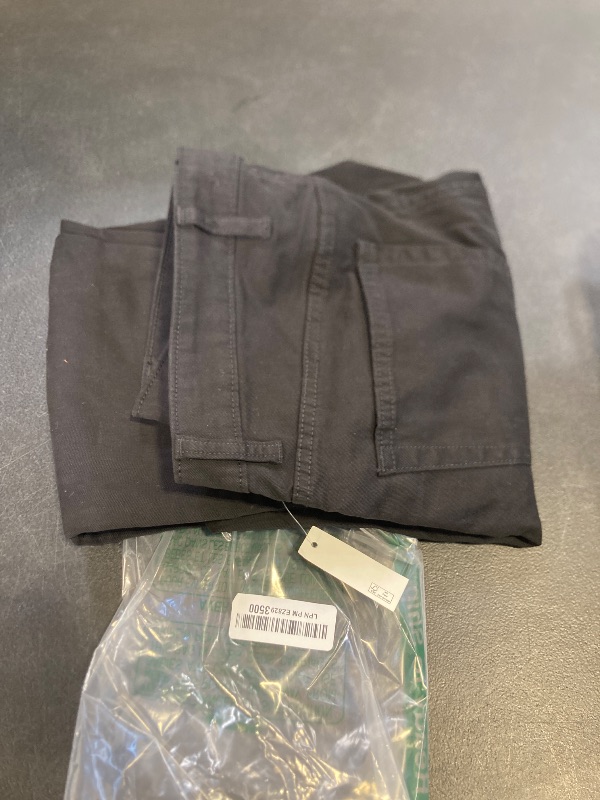 Photo 1 of Amazon Essentials Men's Chino, Slim-Fit pants with 5-Pockets, Comfort Stretch, 32W x 32L, Black (Previously GoodThreads)