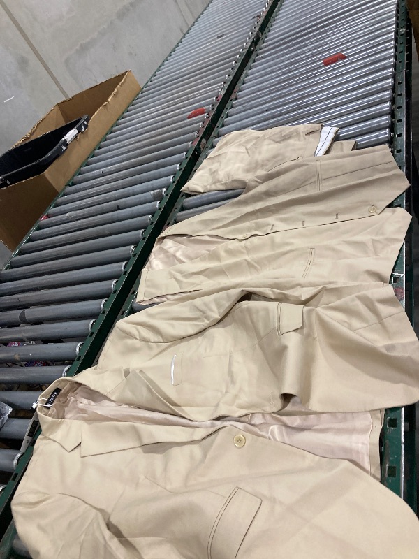 Photo 1 of Men's 3 Piece Linen Suits Casual Lightweight Blazer Jackets Vest Pants Set for Wedding Business Prom xl