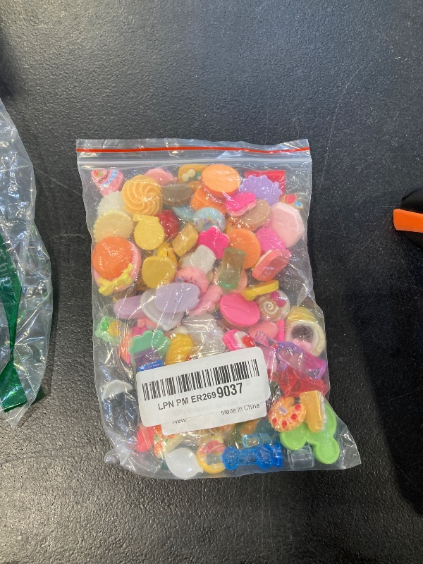 Photo 1 of 150Pcs Miniature Food Drinks Bottles Dollhouse Accessories 1:12 Mini Stuff Things Toy Set Dollhouse Pretend Kitchen Play Game Tiny Baking Hamburger Bread Ice Cream Cake Tableware