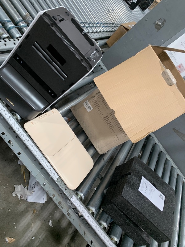 Photo 1 of ******************THIS IS ONLY 1 FEEDER*******************
PETLIBRO RFID Automatic Cat Feeder for 2 Cats, Collar Tag Activated Personal Meal, 5G&2.4G Wi-Fi Programmable Food Dispenser for Multiple Cats with Different Diets