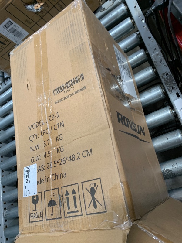 Photo 1 of ******************Filthy and missing catch******************
ROVSUN ?Upgraded? 1.1 Gallon/4L Water Distiller Countertop Distilled Water Machine with Flame-Retardant Material, BPA-Free Container & Stainless Steel Interior, 750W Distilled Water Maker Purifi