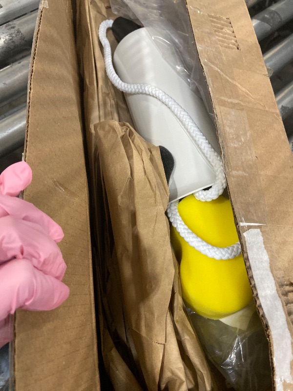 Photo 1 of **********************Missing 26-inch Reacher Grabber*****************
Rehabilitation Advantage 4 Piece Economy Hip or Knee Replacement Recovery Kit. Package Includes a 26-inch Reacher Grabber, Sock Aid, 17-Inch Plastic Shoehorn and 21 Inch Bath Sponge.