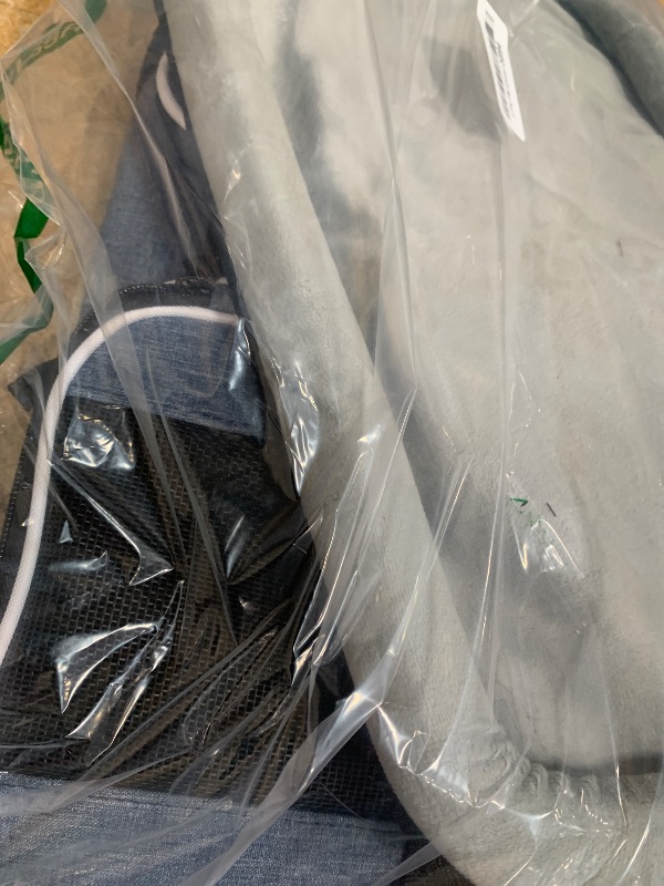 Photo 1 of ***DIRTY***  Petskd Top and Side Expandable Pet Carrier 17x12x8.5 Inches JetBlue Frontier Spirit Airline Approved, Soft-Sided Carrier for Small Cats and Dogs with Locking Safety Zippers and Anti-Scratch Mesh(Blue)