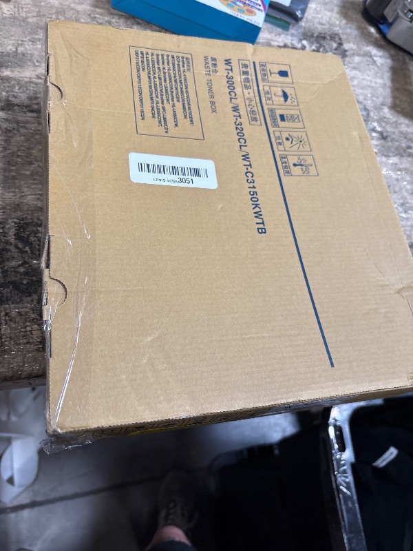 Photo 1 of 1-Pack WT-320CL WT 320CL Black Waste Toner Box Replacement for Brother WT320CL HL-L8250CDN HL-L8350CDW HL-L9200CDWT HL-L8350CDWT MFC-L8600CDW MFC-L9550CDW Printer Toner