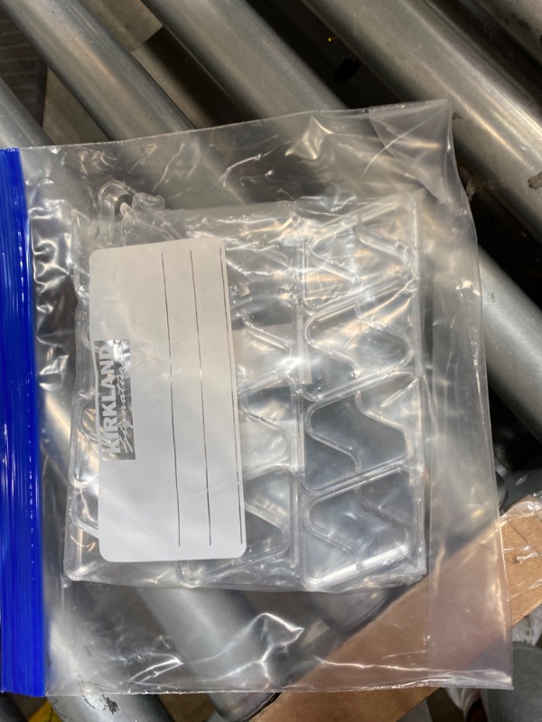 Photo 1 of 24 Pieces Transparent Clear Tablecloth Clips, Plastic Table Cloth Clips?Windproof Table Cover Holder Clamps?Table Cloth Holder for Christmas Home Wedding Party Indoor Outdoor Camping Picnic (Large)