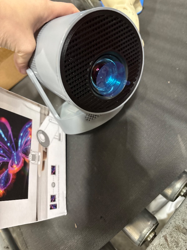 Photo 1 of ?Electric Focus?Magcubic Mini Projector 4K Support, Smart Projector with WiFi 6 and Bluetooth 5.4, 5W Soundbase Speaker, 180° Rotation, Portable Proyector for Home Theater HY300 Ultra (Grey)