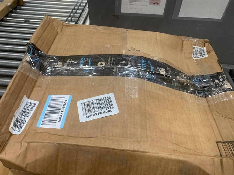 Photo 1 of (partial set) (25) (bagged) Simplify 100 Pack Slim Velvet Suit Hangers in Fuchsia, Fuschia