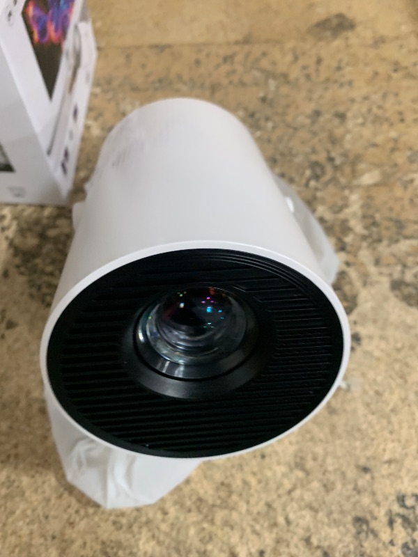 Photo 1 of ?Electric Focus?Magcubic Mini Projector 4K Support, Portable Projector with WiFi 6 and Bluetooth 5.4, Smart Proyector, 5W Soundbase Speaker, 180° Rotation for Home Theater HY300 Ultra