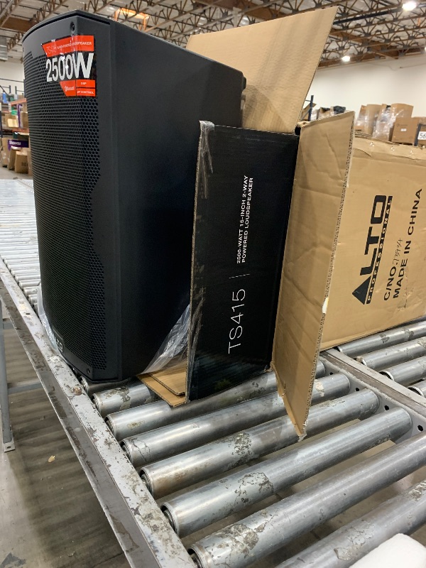 Photo 1 of ***USED - UNABLE TO TEST***
ALTO TS415 2500W 15" Powered PA Speaker with 3 Channel Mixer, Bluetooth Streaming, Wireless Loudspeaker Linking, DSP and ALTO App