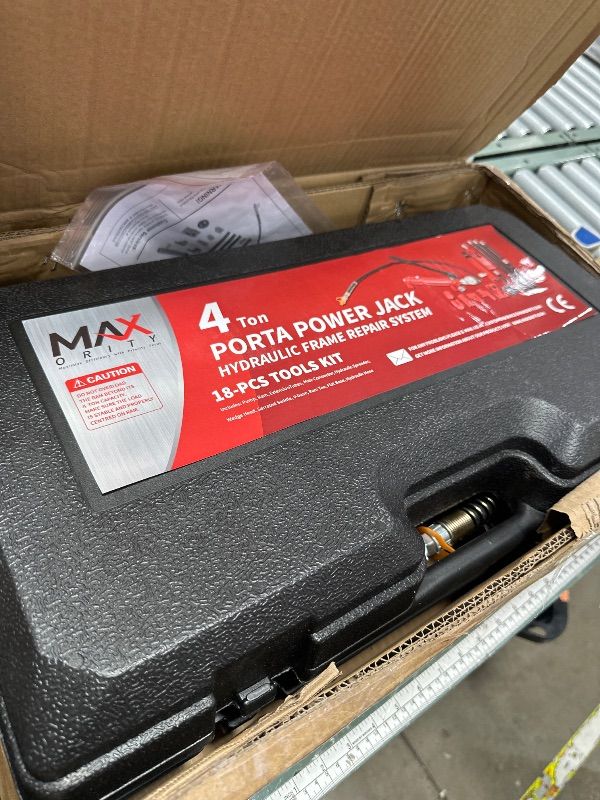 Photo 1 of ******************Missing ram/other parts******************
MAX ORITY 4 TON PORTA POWER JACK