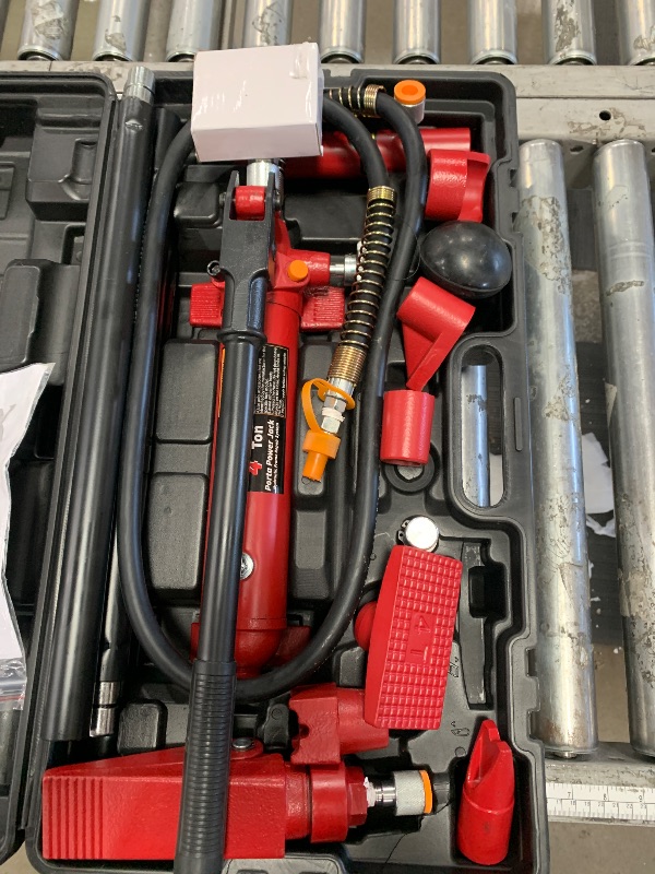 Photo 1 of ******************Missing ram/other parts******************
MAX ORITY 4 TON PORTA POWER JACK