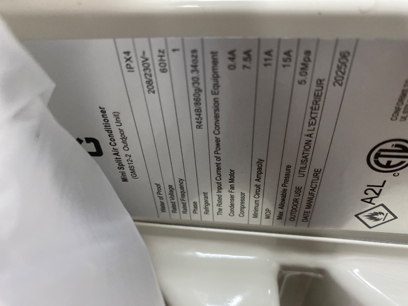 Photo 1 of ** not complete set**GarveeHome 12000 BTU Mini Split Air Conditioner Heat Pump System, Wifi Enabled 20 SEER2 208V- 230V Ductless AC Cool Up to 750 Sq. Ft, Compatible with Alexa, Complete Installation Kit, White