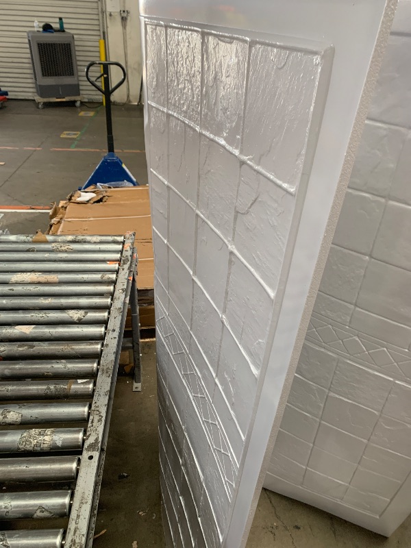 Photo 1 of ** see notes **Lippert Replacement 34"x 34"x 68" White Neo Angle Shower Wall Surround for RVs, Manufactured Homes, Travel Trailers, 5th Wheels, and Motorhomes - 306205