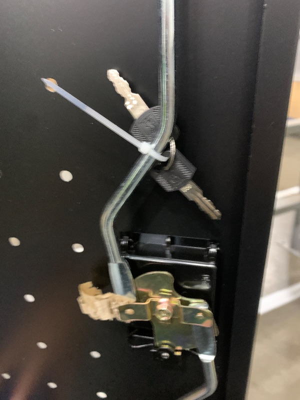 Photo 1 of **see note **Luxor LLTP24-B Laptop, Tablet, Chromebook Charging Computer Cart Made of Heavy Duty Steel, 1 Pack