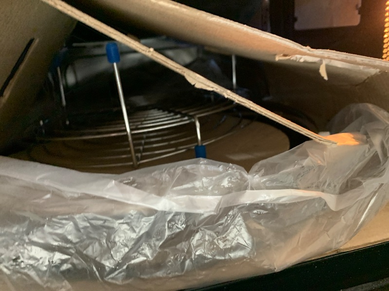 Photo 1 of **see note **SAMSUNG 1.2 cu. ft. Countertop Convection Microwave with Air Fry, Black Glass, MC12DB8700CKAA