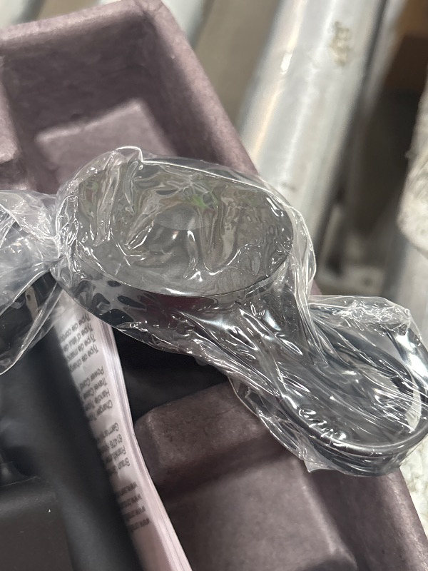 Photo 1 of ***INLUDES EVERYTHING BUT MISSING BRUSH HEADS****
Oral-B iO Deep Clean + Protect Rechargeable Electric Toothbrush, Black with a iO Series 7 Toothbrush, 2 Replacement Brush Heads, and a Charging Travel Case