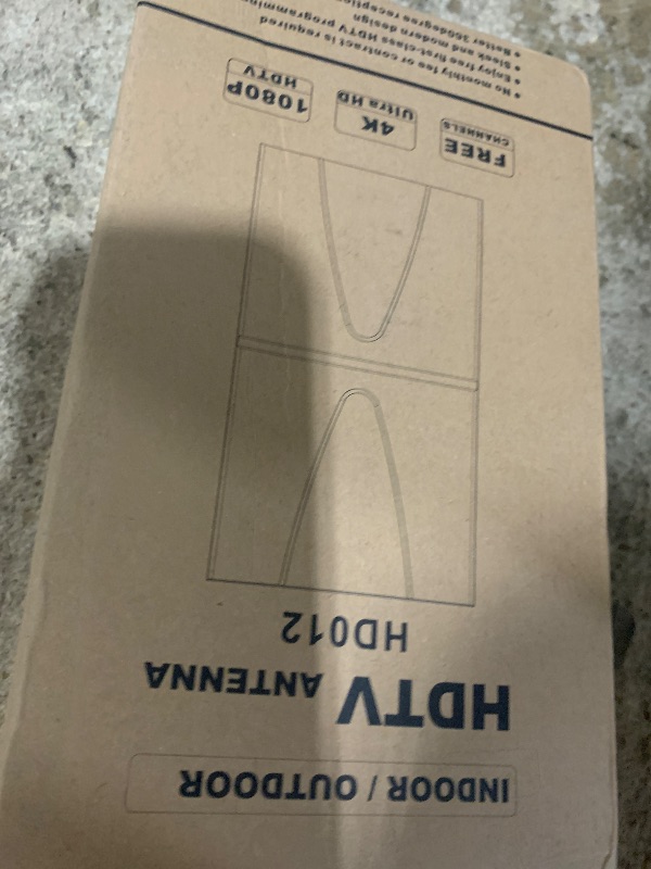 Photo 1 of 2700+ Miles Range Indoor/Outdoor Antenna for Smart TV and All Old TV's,360° Reception Digital TV Antenna for Local Channels-38ft Thick Coax Cable and Amplifier