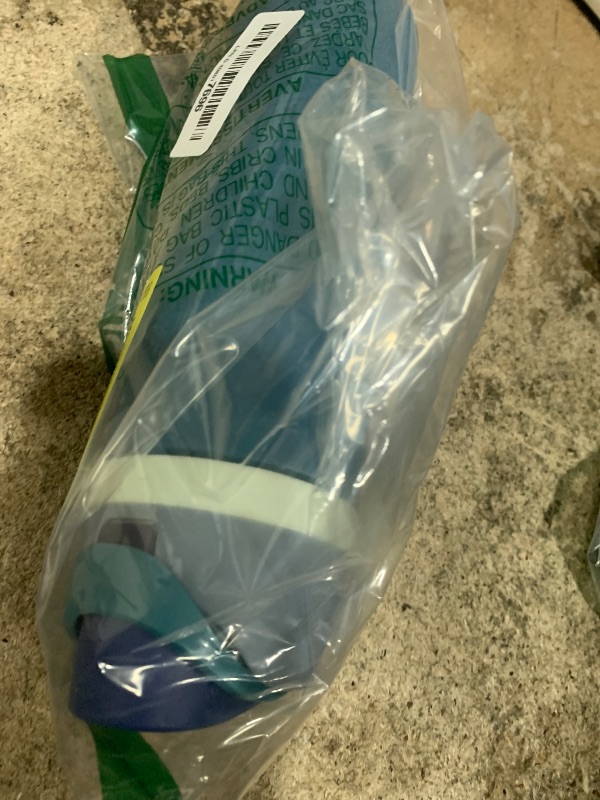 Photo 1 of ***SEE CLERK NOTES*** Owala FreeSip Insulated Stainless Steel Water Bottle with Straw, BPA-Free Sports Water Bottle, Great for Travel, 32 Oz, Denim