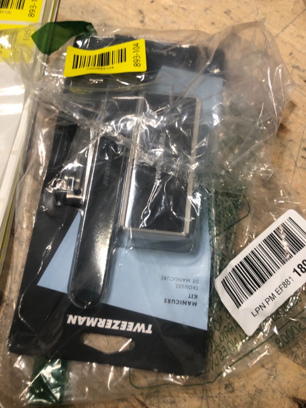 Photo 1 of Tweezerman Manicure Kit