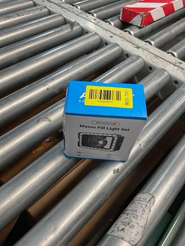 Photo 1 of ***(PARTS ONLY/ NON FUNCTIONAL)***APEXEL 15X Macro Lens for iPhone with LED Fill Light, Samsung, Android Phone, with Universal Lens Clip Attachment (Fits for Almost Smartphone)