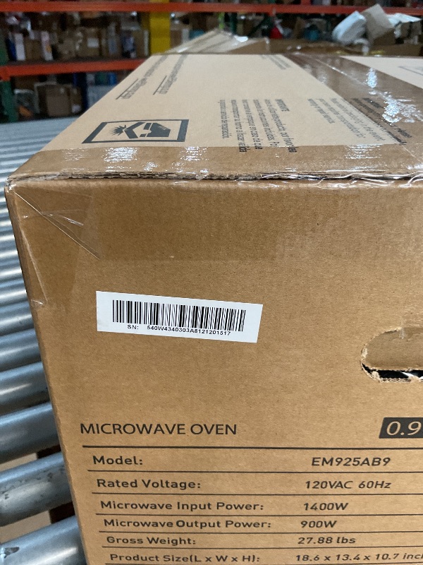 Photo 1 of *** FACTORY SEALED *** BLACK+DECKER Digital Microwave Oven with Turntable Push-Button Door, Child Safety Lock, Stainless Steel, 0.9 Cu Ft