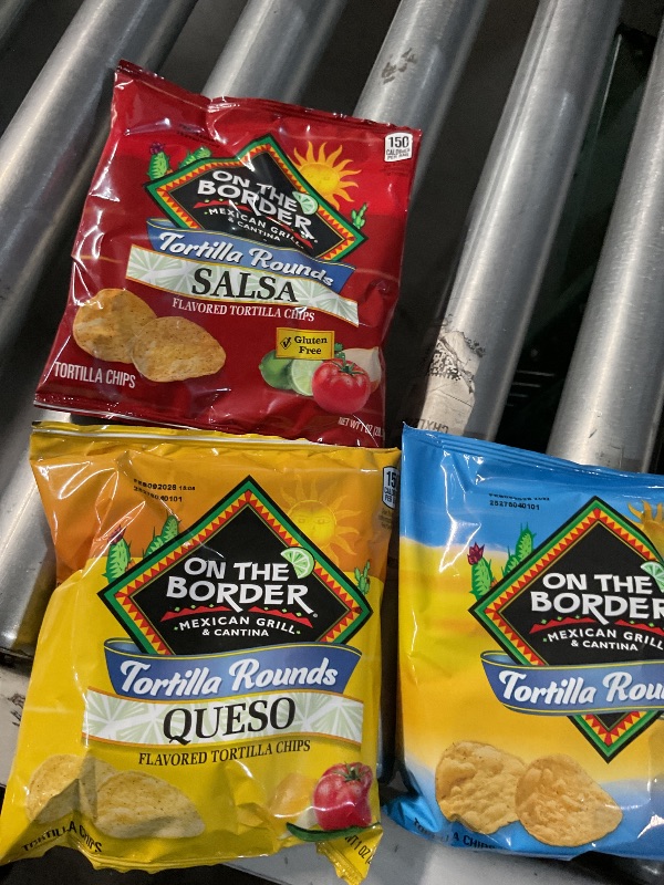 Photo 1 of *** PALLET OF 59 BOXES (~1,062 BAGS) *** TRUCK OR TRAILER PICKUP ***
*** EXPIRATION: February 9, 2026 *** On The Border Tortilla Chips Variety Pack, 18 Count Single-Serve Bags (1 oz Each) – Includes Tortilla Rounds, Queso Flavored Tortilla Rounds, and Sal