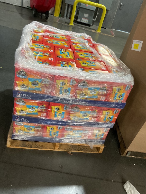 Photo 1 of *** PALLET OF 59 BOXES (~1,062 BAGS) *** TRUCK OR TRAILER PICKUP ***
*** EXPIRATION: February 9, 2026 *** On The Border Tortilla Chips Variety Pack, 18 Count Single-Serve Bags (1 oz Each) – Includes Tortilla Rounds, Queso Flavored Tortilla Rounds, and Sal