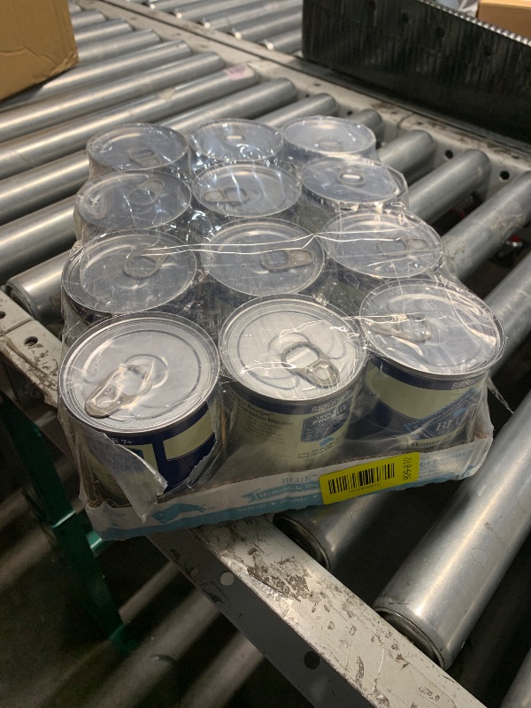 Photo 1 of *****BEST BUY MARCH 29TH 2028*********Blue Buffalo Homestyle Recipe Senior Wet Dog Food, Made with Natural Ingredients, Chicken Dinner with Garden Vegetables, 12.5-oz Cans (12 Count)