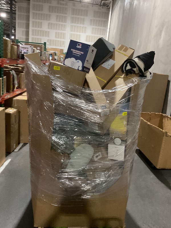 Photo 1 of Nellis Variety Box: Pallet | See Notes for Details