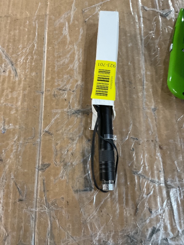 Photo 1 of [Professional] Rechargeable Red Laser Pointer High Power Red Beam Laser Light Long Distance Range For TV/LED/LCD Screens Tactical Flashlights Presentation Office/Outdoors/Astronomic/Construction [001]