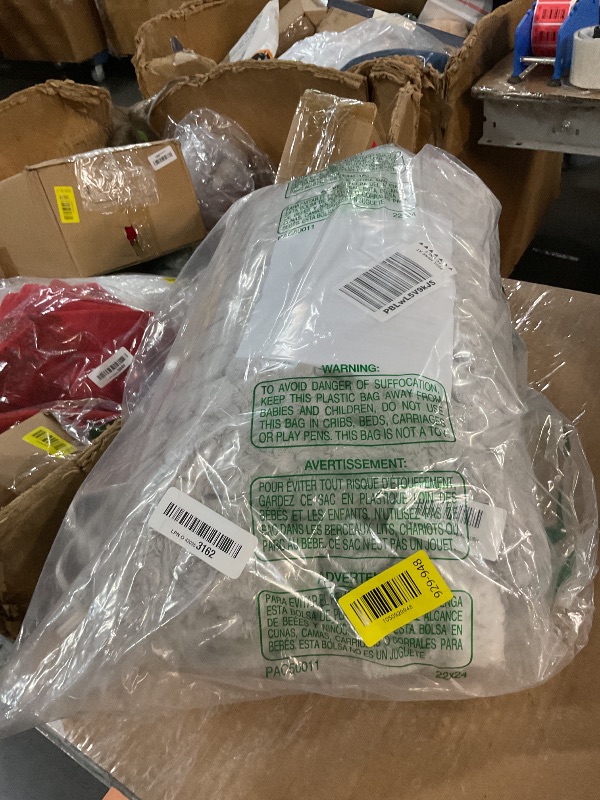 Photo 1 of *** Item may have issues with functionality/used***

Electric Blanket Heated Throw, Soft Flannel & Sherpa Wearable Heated Blanket Hoodie, Heated Shawl Wraps for Gift with 6 Heating Levels & 12H Auto Off, ETL Certified, Home Office 40x70 Inch, Grey Plaid