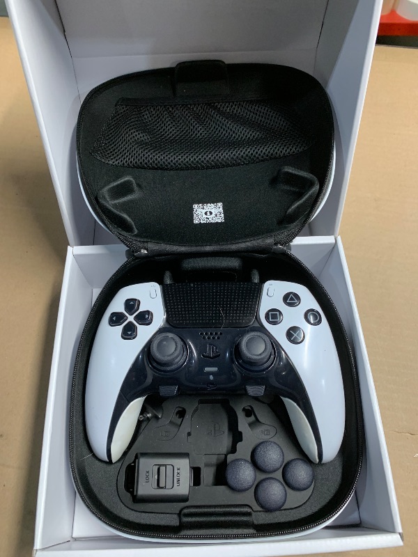Photo 4 of PlayStation DualSense Edge Wireless Controller