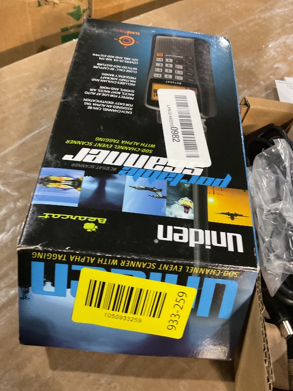 Photo 3 of Uniden Bearcat BC125AT Handheld Scanner, 500-Alpha-Tagged Channels, Close Call Technology, PC Programable, Aviation, Marine, Railroad, NASCAR, Racing, and Non-Digital Police/Fire/Public Safety.