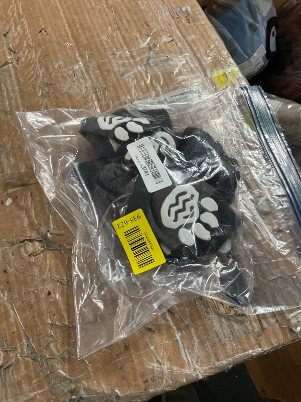 Photo 1 of * medium paws*EXPAWLORER 6PCS Anti-Slip Dog Socks to Prevent Licking Paws,Dog Shoes for Hot Pavement,Best PawProtector Traction Control on Hardwood Floor,Dog Booties for Puppy Small Medium Large Senior Dogs